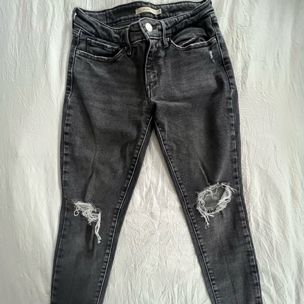 Levi’s black denim jeans